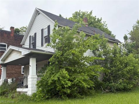 7216 Brinsmade Avenue Cleveland OH 44102