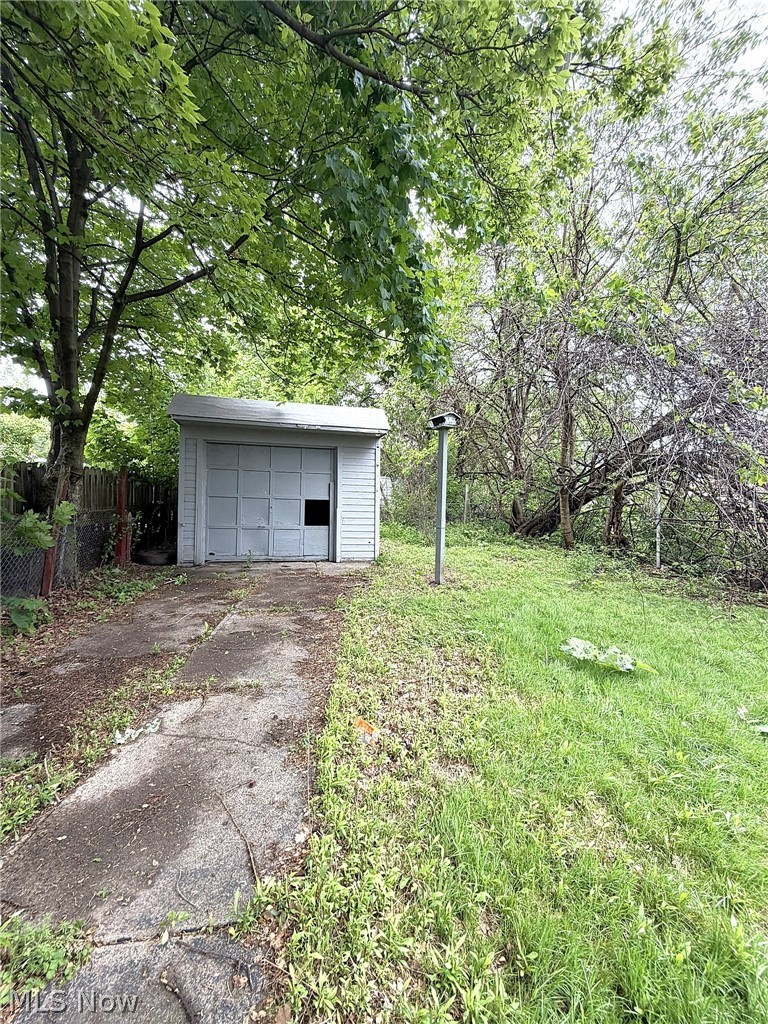 7216 Brinsmade Avenue Cleveland OH 44102