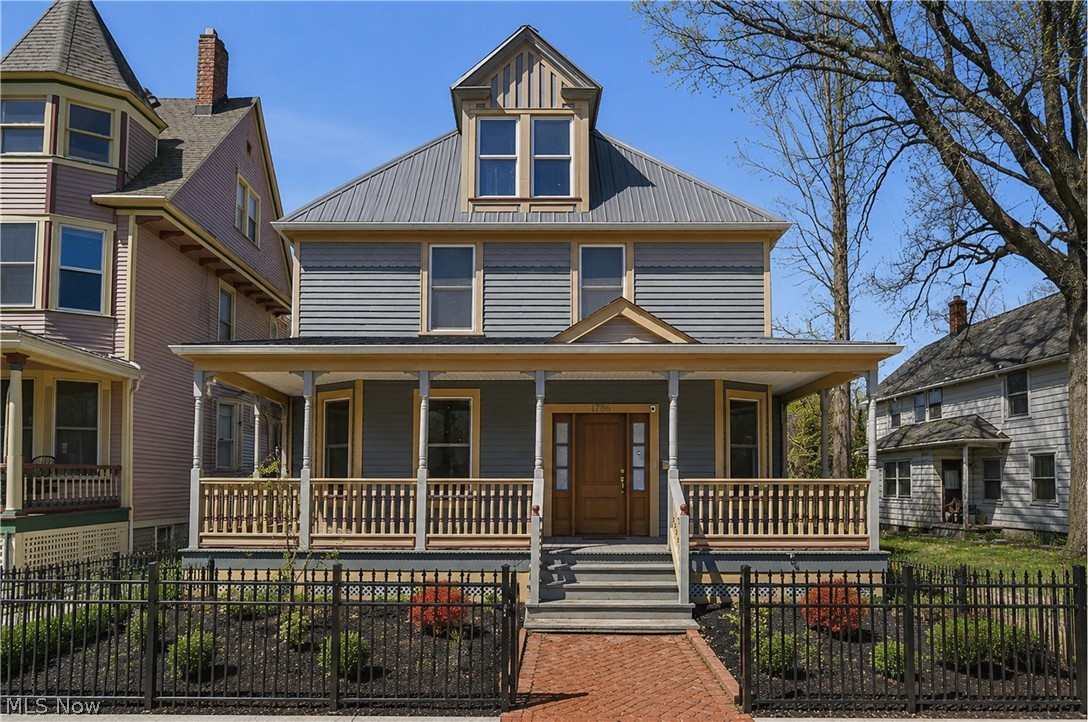 1786 W 52nd Street Cleveland OH 44102