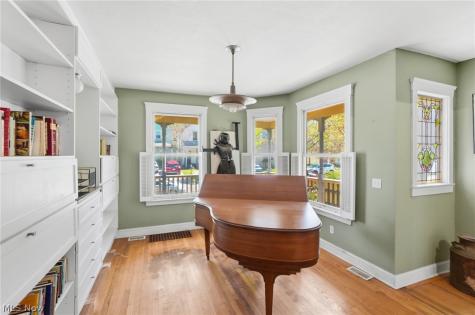 1786 W 52nd Street Cleveland OH 44102