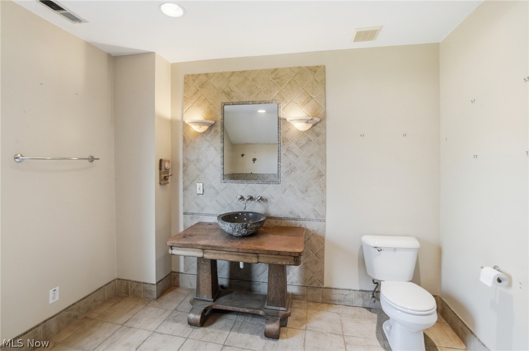1786 W 52nd Street Cleveland OH 44102