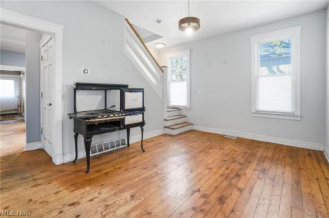 1786 W 52nd Street Cleveland OH 44102