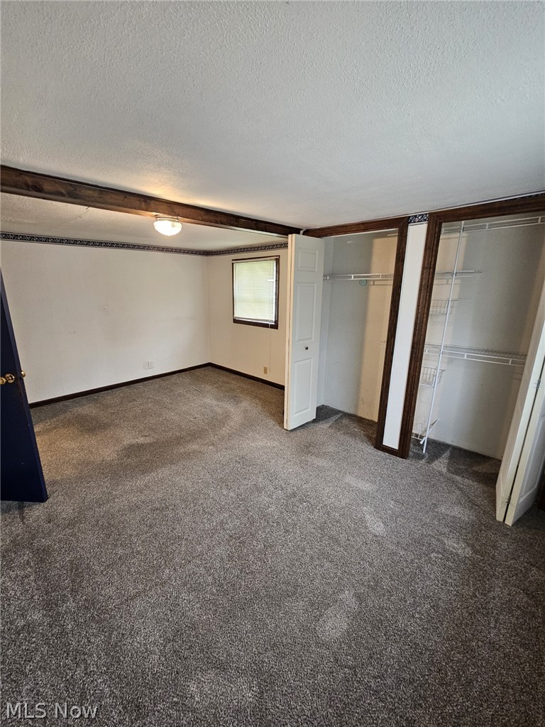 213 W Walnut Street Lowellville OH 44436