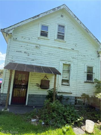 12125 Angelus Avenue Cleveland OH 44105