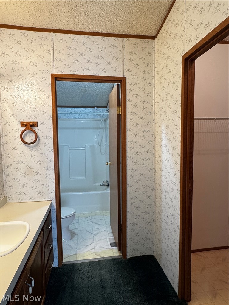9964 Township Road 301 Millersburg OH 44654