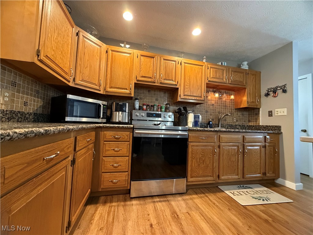 2698 Mccleary Jacoby Cortland OH 44410