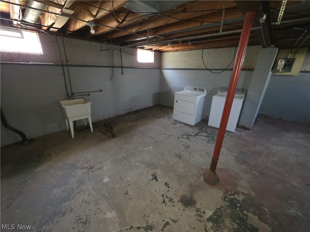 4696 W 125th Street Cleveland OH 44135