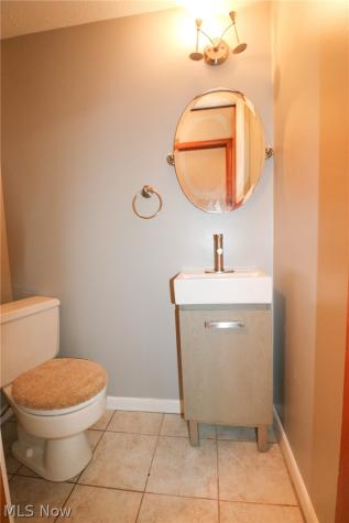 7329 Nethersole Drive Middleburg Heights OH 44130