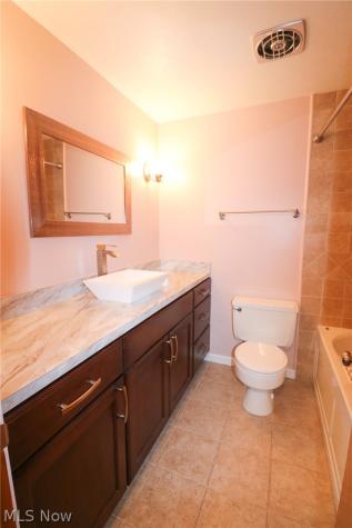 7329 Nethersole Drive Middleburg Heights OH 44130