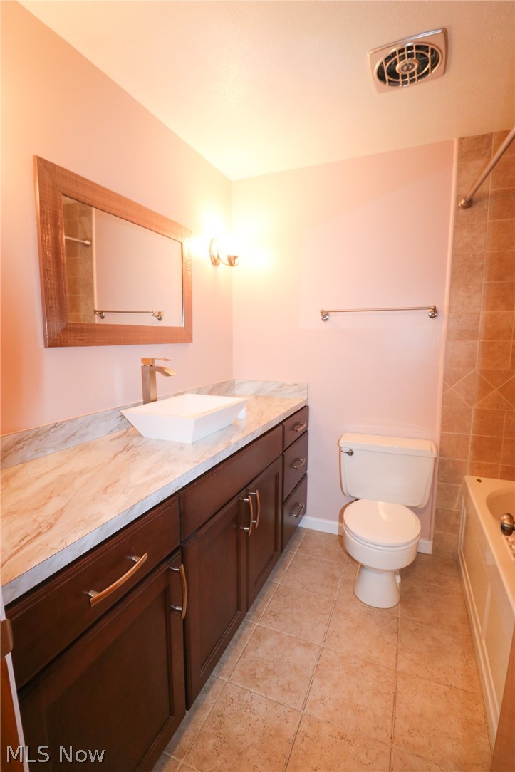 7329 Nethersole Drive Middleburg Heights OH 44130