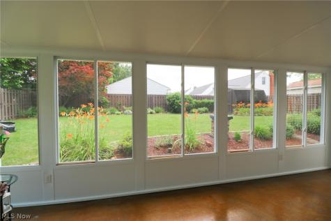 7329 Nethersole Drive Middleburg Heights OH 44130