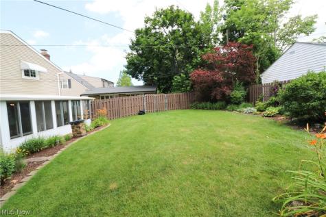 7329 Nethersole Drive Middleburg Heights OH 44130