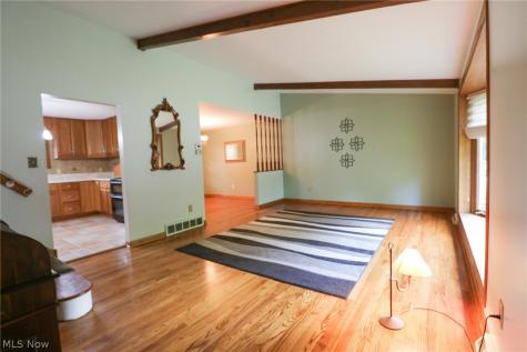 7329 Nethersole Drive Middleburg Heights OH 44130