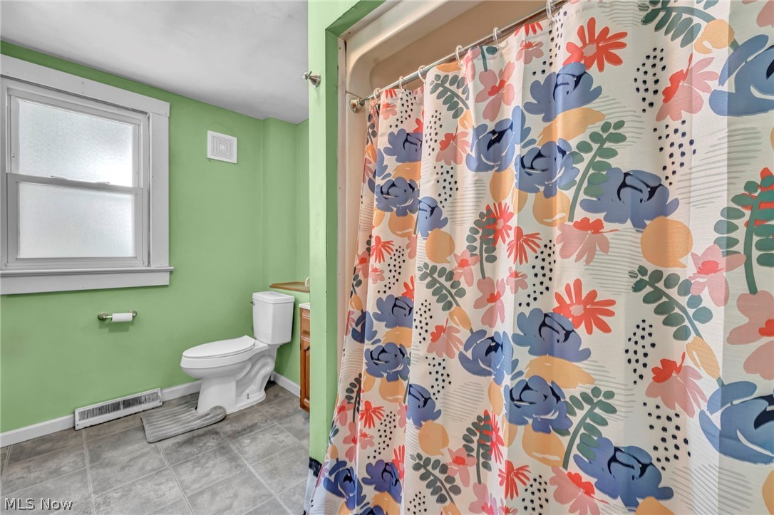224 Kenyon Road Eastlake OH 44095