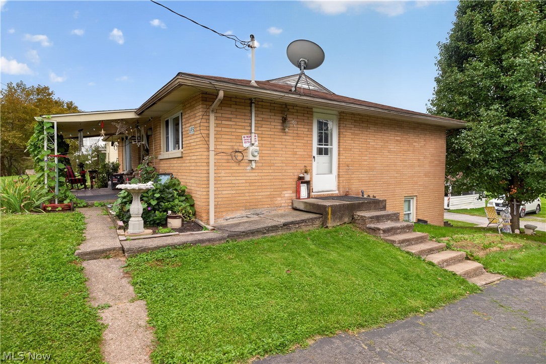 695 N Market Street East Palestine OH 44413