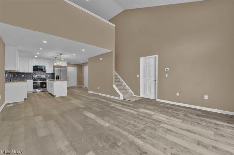 1402 Mussel Shoals Drive Brunswick OH 44212