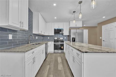 1402 Mussel Shoals Drive Brunswick OH 44212