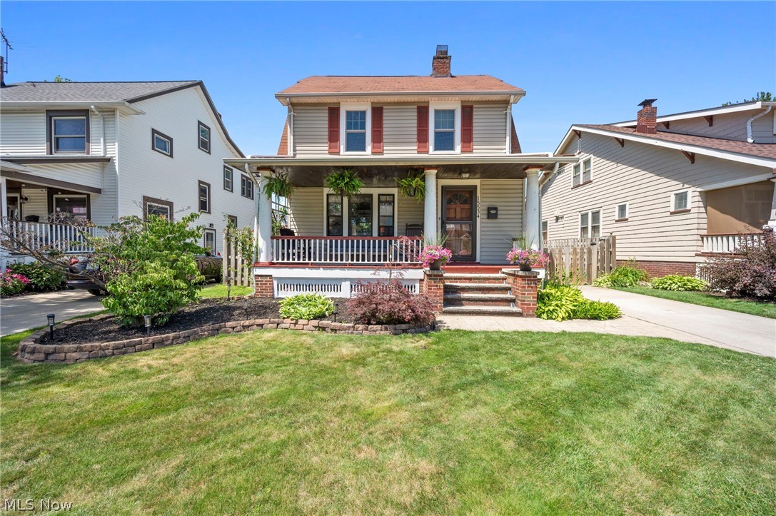 15534 Lakewood Heights Boulevard Lakewood OH 44107