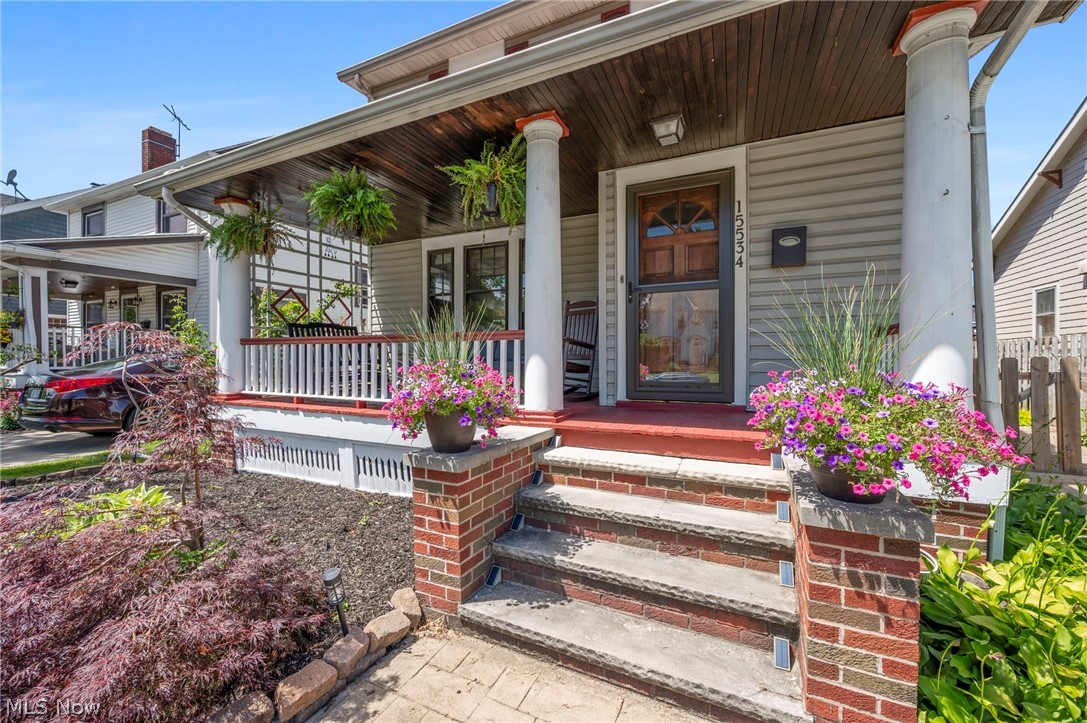 15534 Lakewood Heights Boulevard Lakewood OH 44107