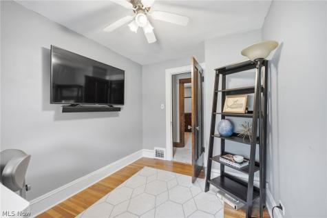 15534 Lakewood Heights Boulevard Lakewood OH 44107