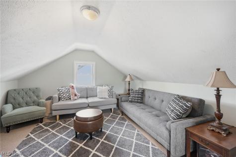 15534 Lakewood Heights Boulevard Lakewood OH 44107