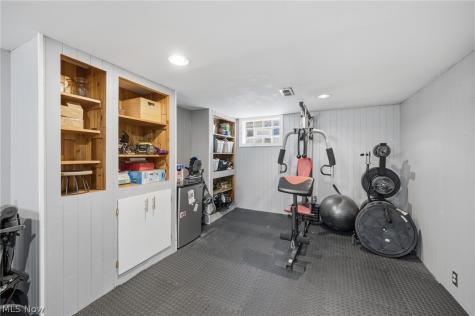 15534 Lakewood Heights Boulevard Lakewood OH 44107
