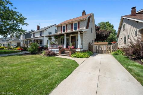 15534 Lakewood Heights Boulevard Lakewood OH 44107