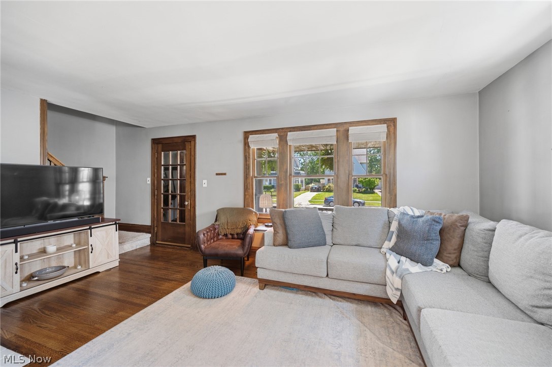 15534 Lakewood Heights Boulevard Lakewood OH 44107