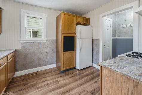 1306 Roslyn Avenue SW Canton OH 44710