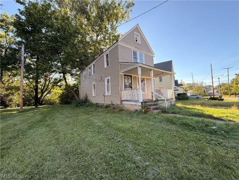 12344 Ashbury Avenue Cleveland OH 44106