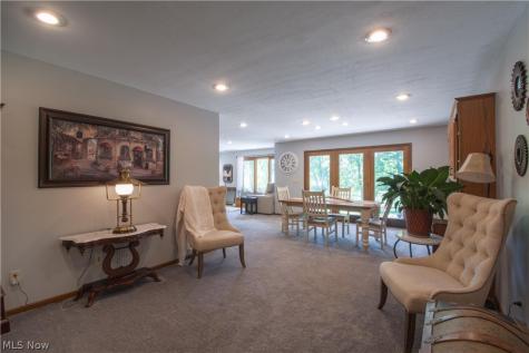 6476 Harbor Drive NW Canton OH 44718