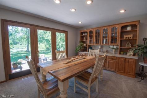 6476 Harbor Drive NW Canton OH 44718