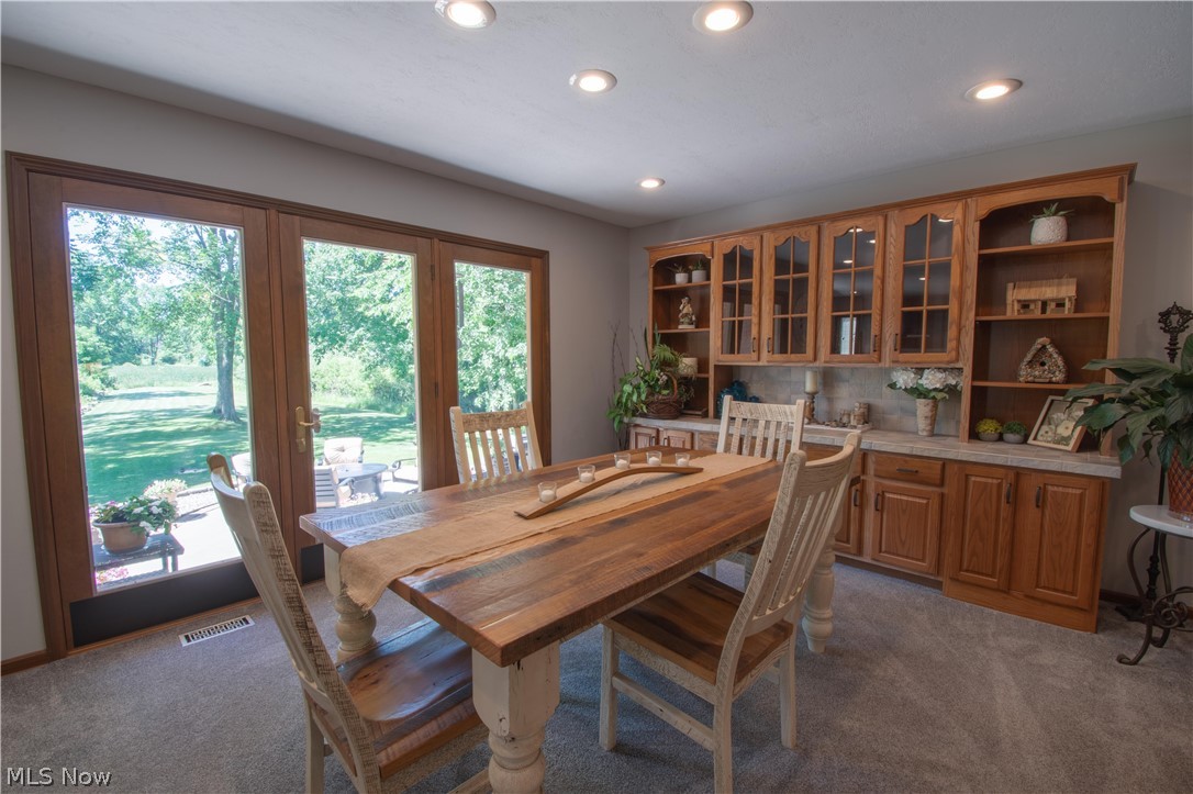 6476 Harbor Drive NW Canton OH 44718