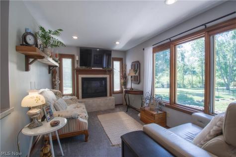 6476 Harbor Drive NW Canton OH 44718