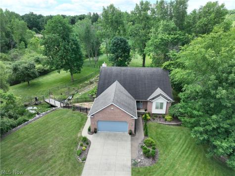 6476 Harbor Drive NW Canton OH 44718