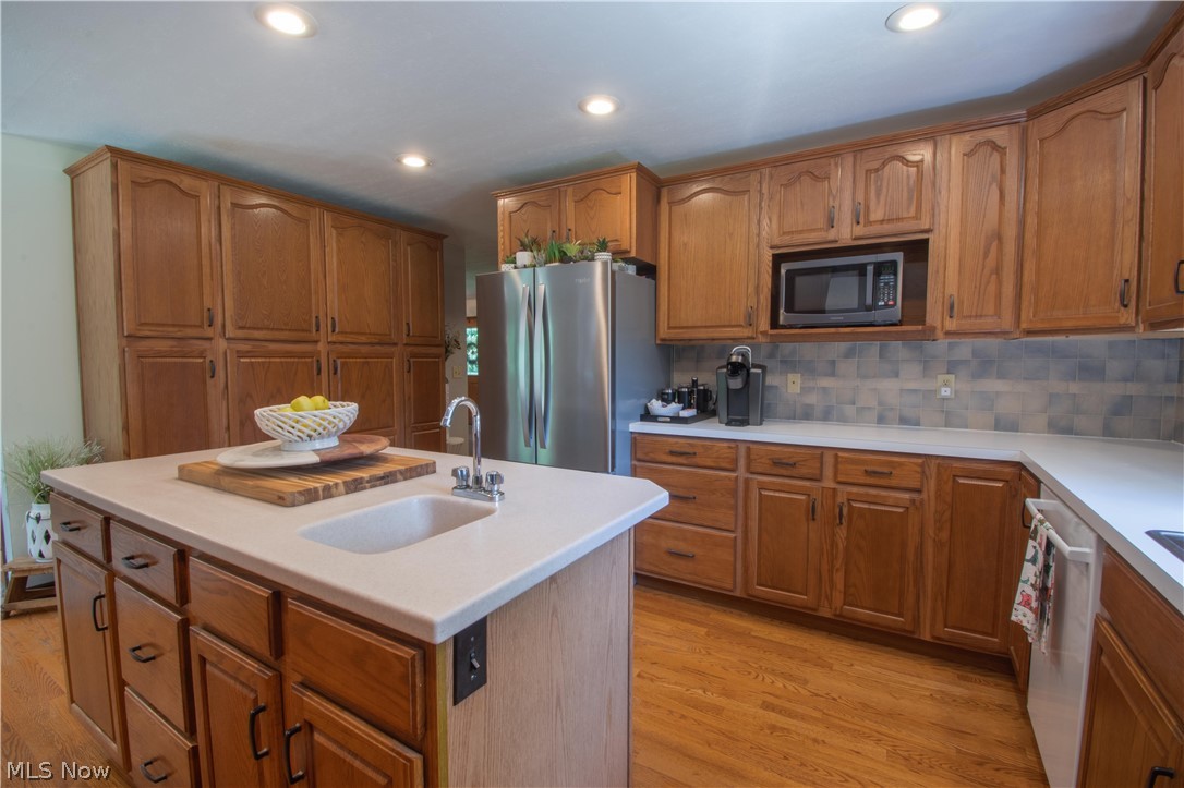 6476 Harbor Drive NW Canton OH 44718