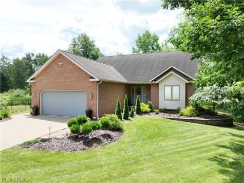 6476 Harbor Drive NW Canton OH 44718