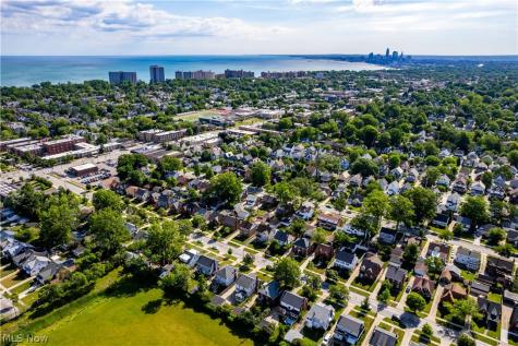 1500 Bunts Avenue Lakewood OH 44107