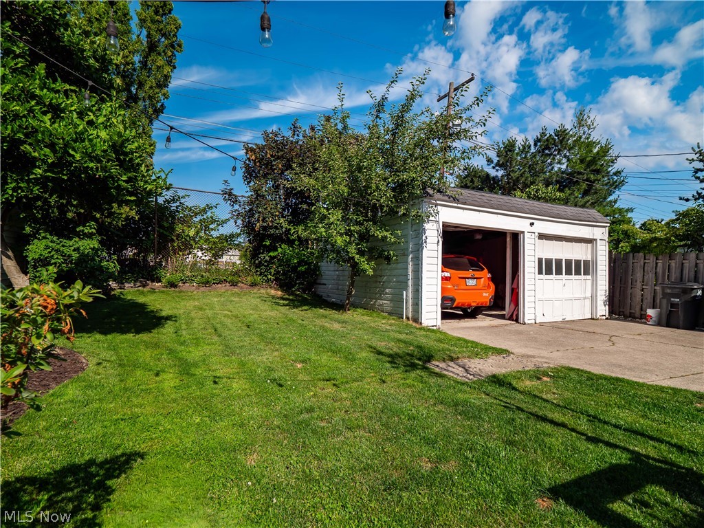 1500 Bunts Avenue Lakewood OH 44107