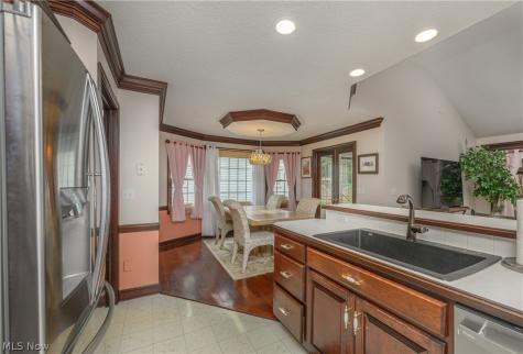 598 Saguaro Place Barberton OH 44203