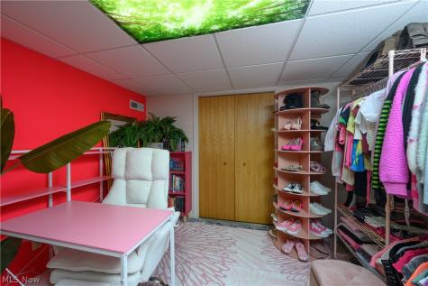 598 Saguaro Place Barberton OH 44203