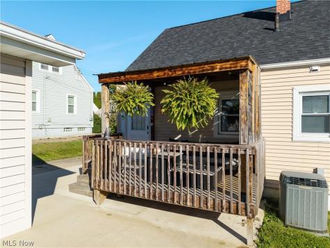1450 Ries Street Barberton OH 44203