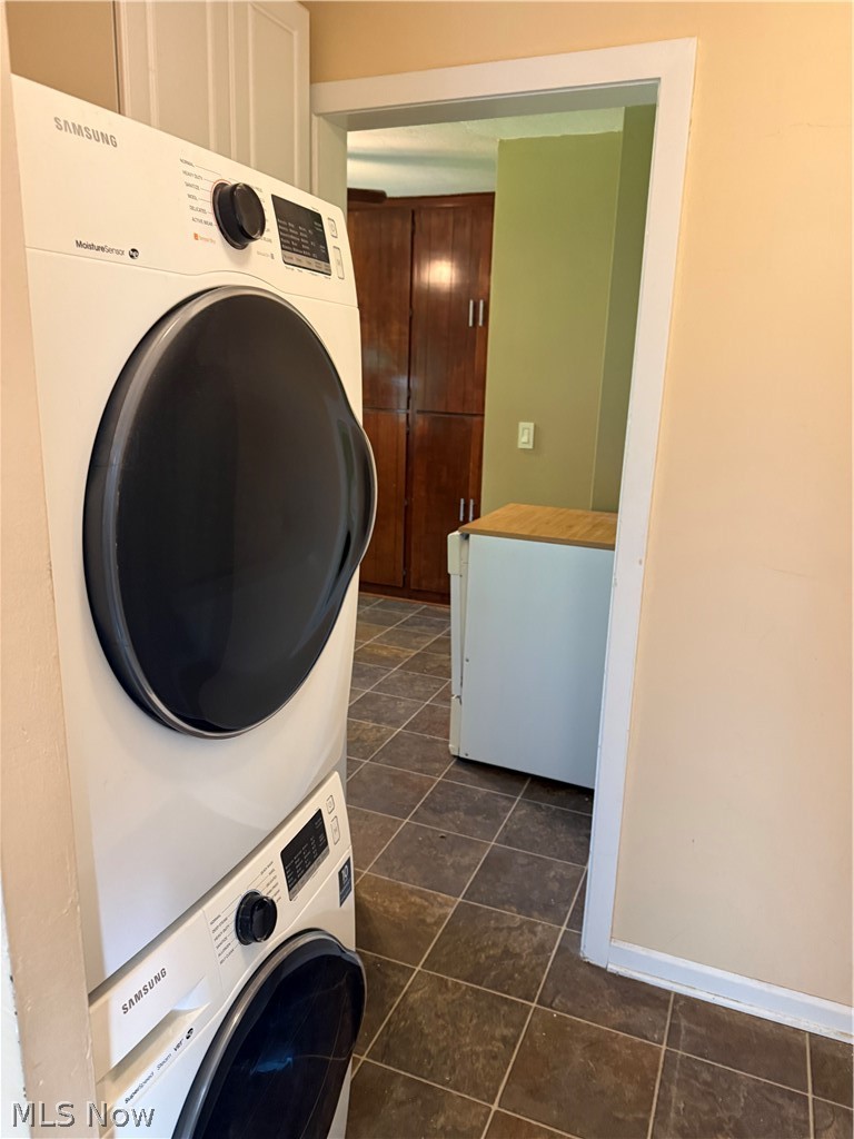 8233 Edgewood Road Mentor OH 44060