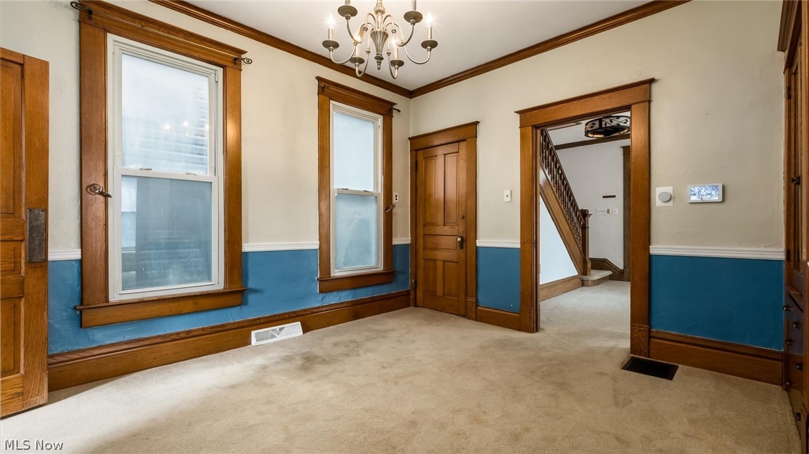 930 Forest Avenue Zanesville OH 43701