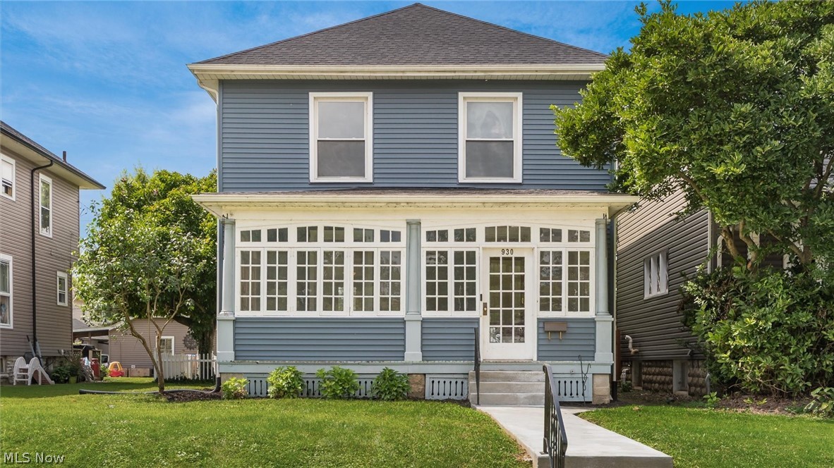 930 Forest Avenue Zanesville OH 43701