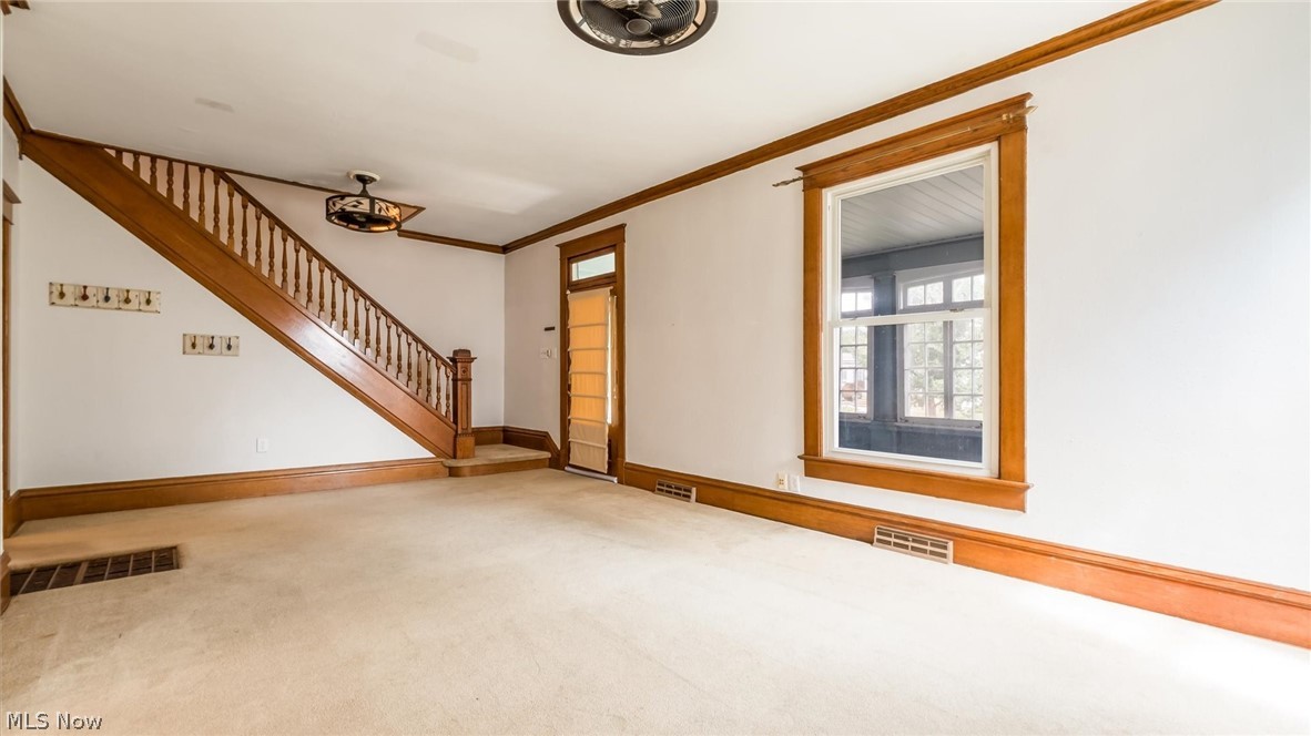 930 Forest Avenue Zanesville OH 43701
