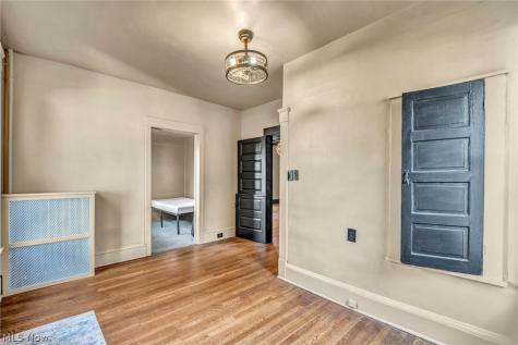 1362 W 61st Street Cleveland OH 44102