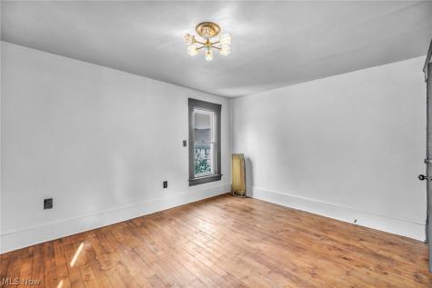 1362 W 61st Street Cleveland OH 44102