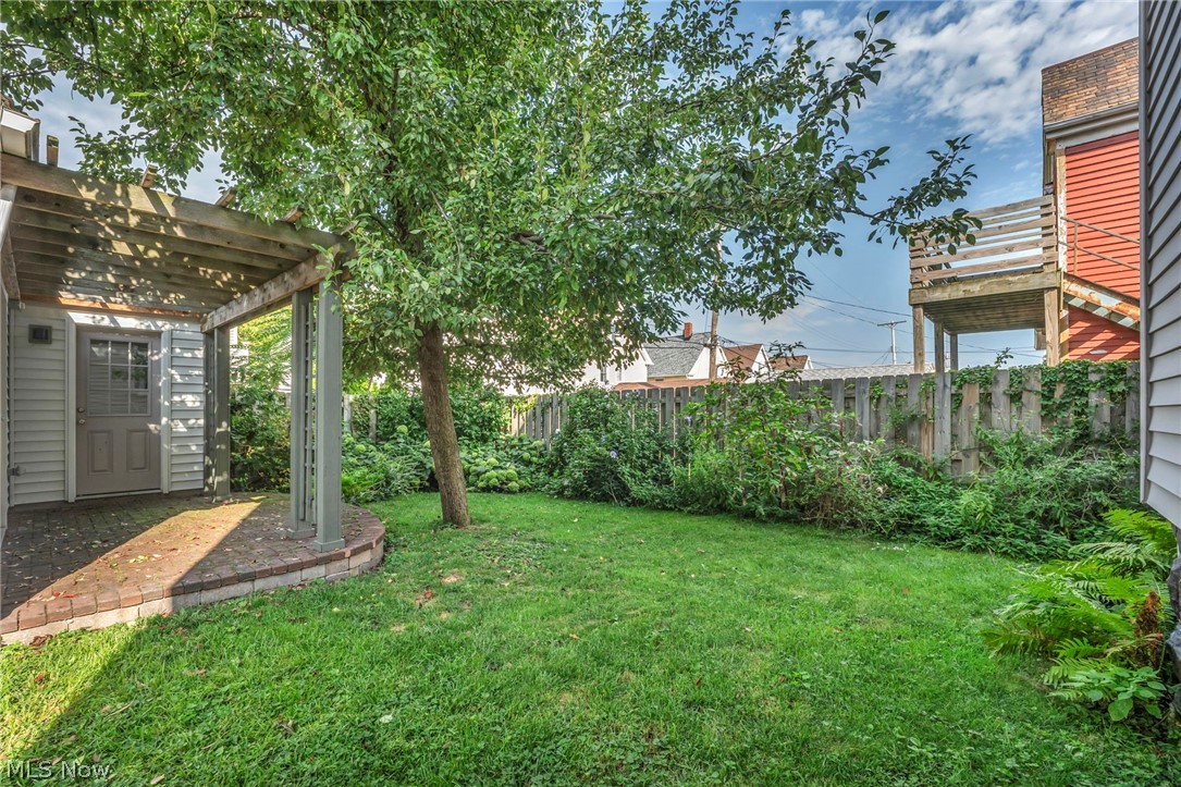 1362 W 61st Street Cleveland OH 44102