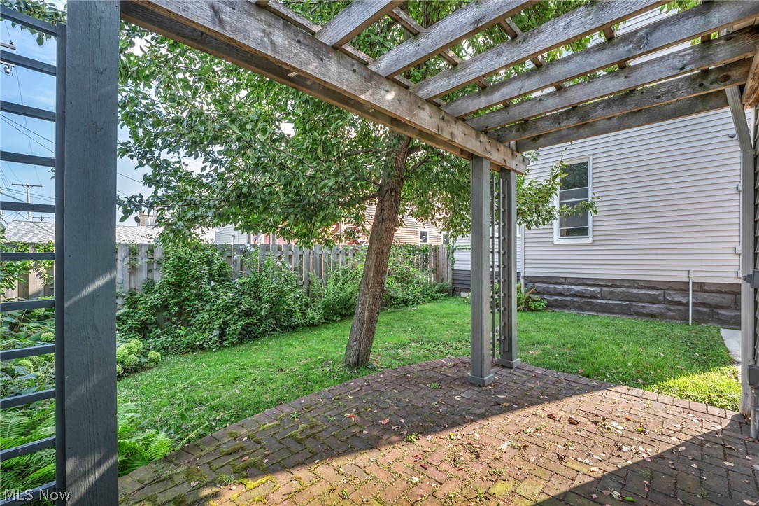 1362 W 61st Street Cleveland OH 44102